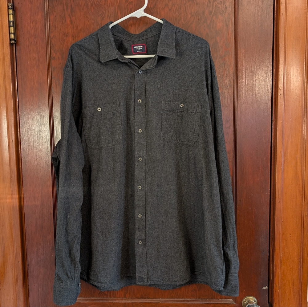Like New! Untuckit Men's Flannel Hemsworth Shirt